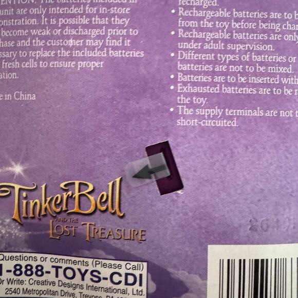 Disney Fairies TinkerBell and The Lost Treasure Car Alarm Key Set 2010 New - Picture 2 of 3